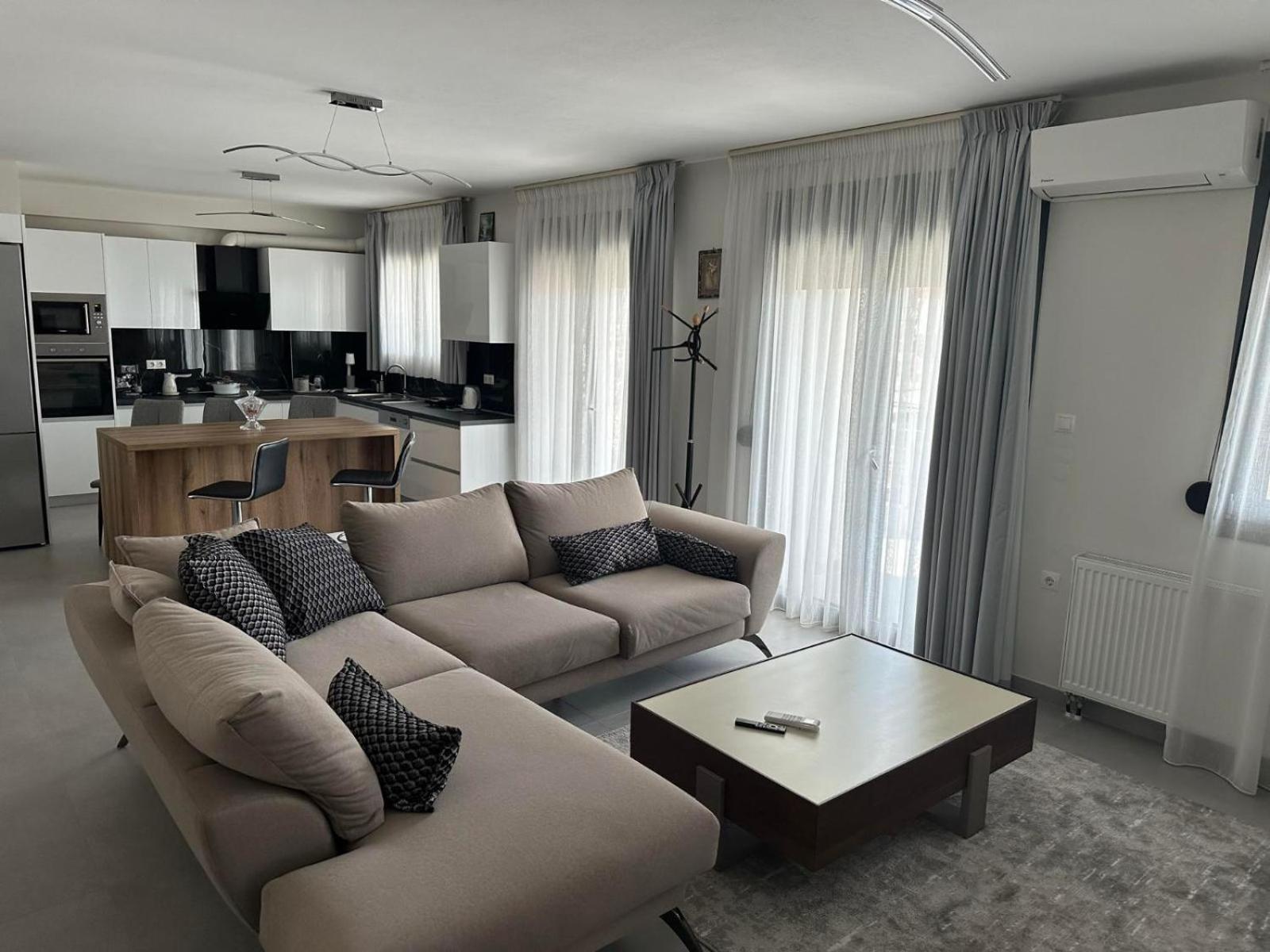 Poly'S Home 2 Ioannina Exterior foto